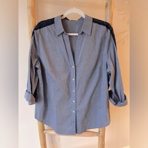 Ann Taylor Blue Lightweight Chambray Embroidered V Neck Button Down Shirt L